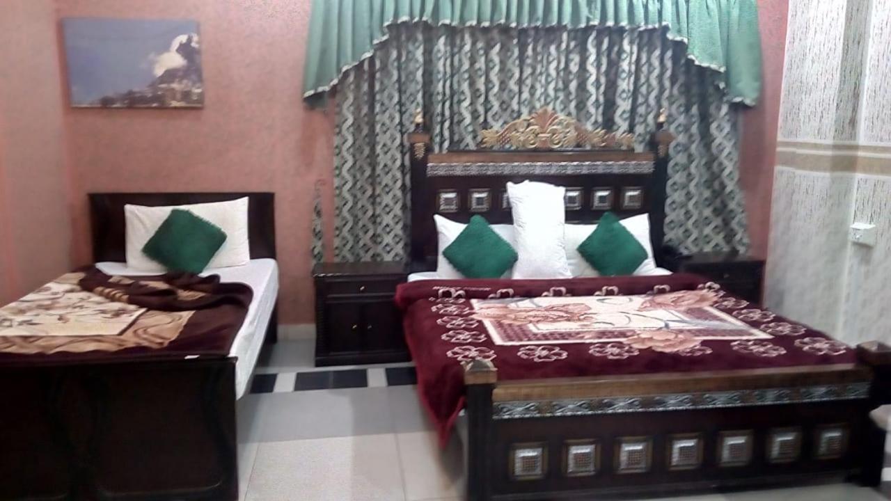 State Continental Hotel Muzaffarabad Esterno foto